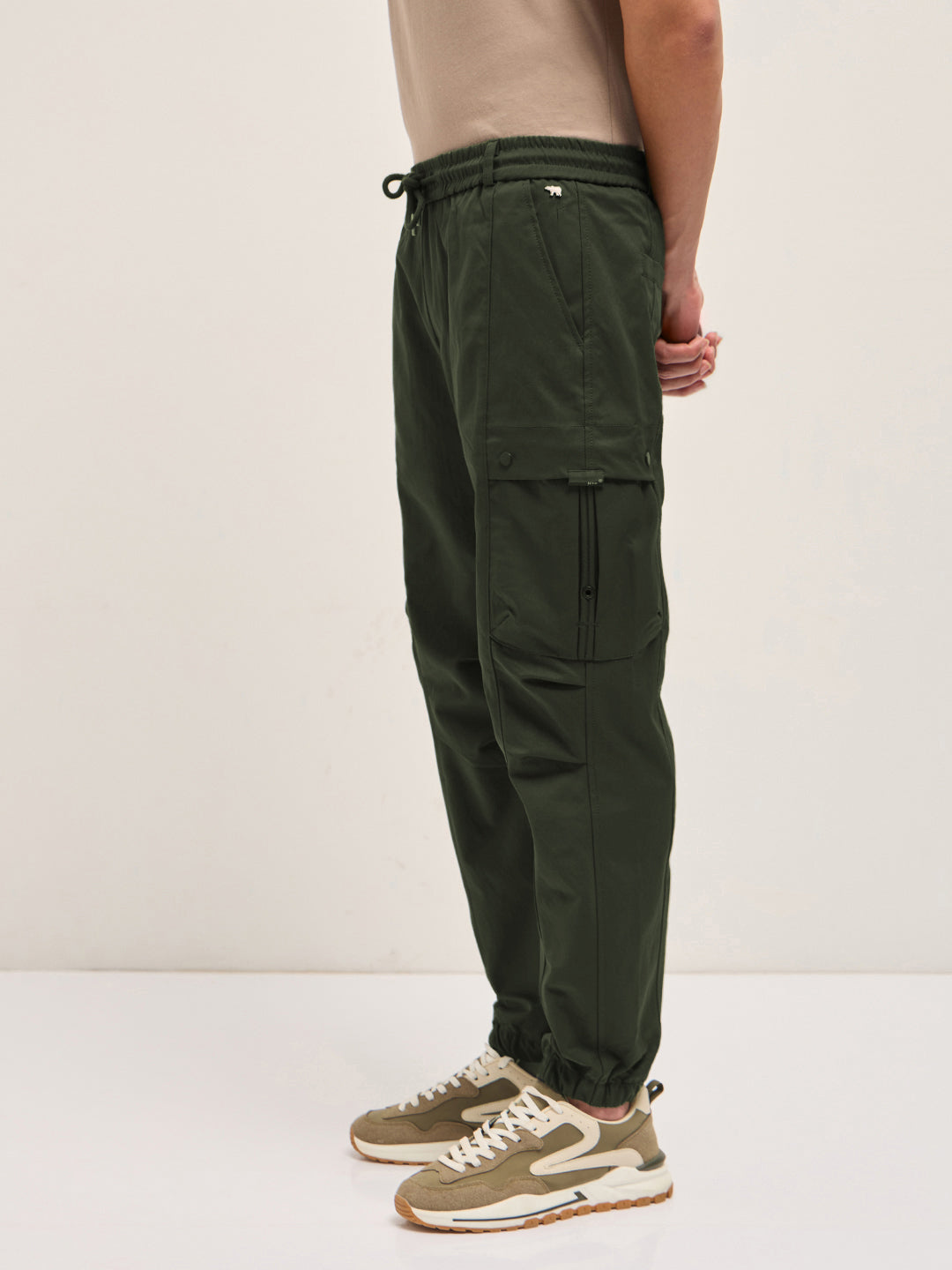 Men Green Relaxed Fit Polyester Cargo Pants