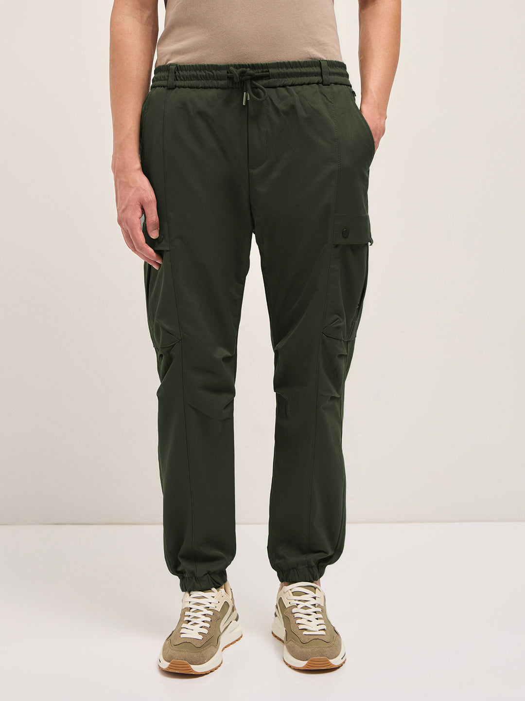 Men Green Relaxed Fit Polyester Cargo Pants