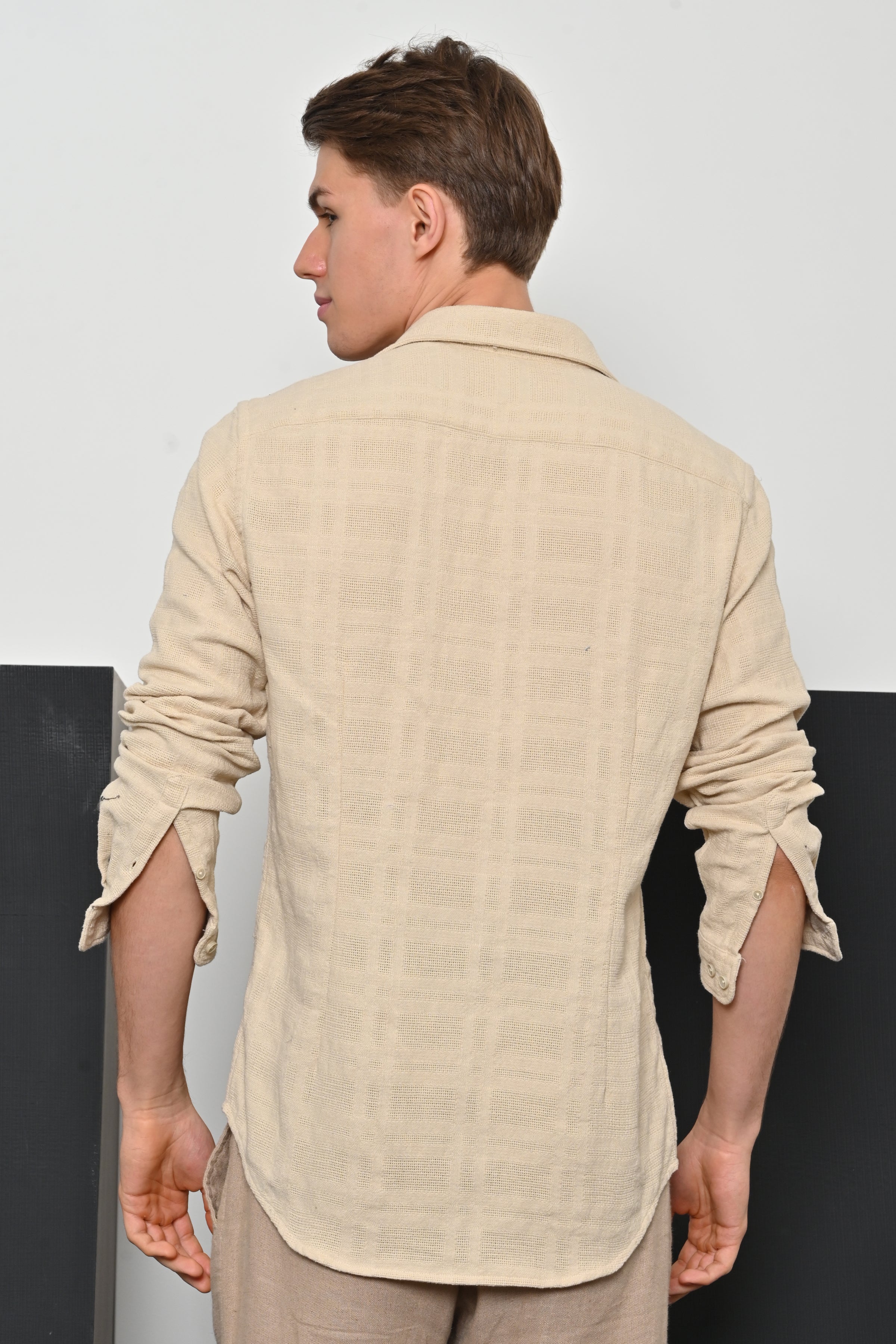 Men Textured Solid Shirt