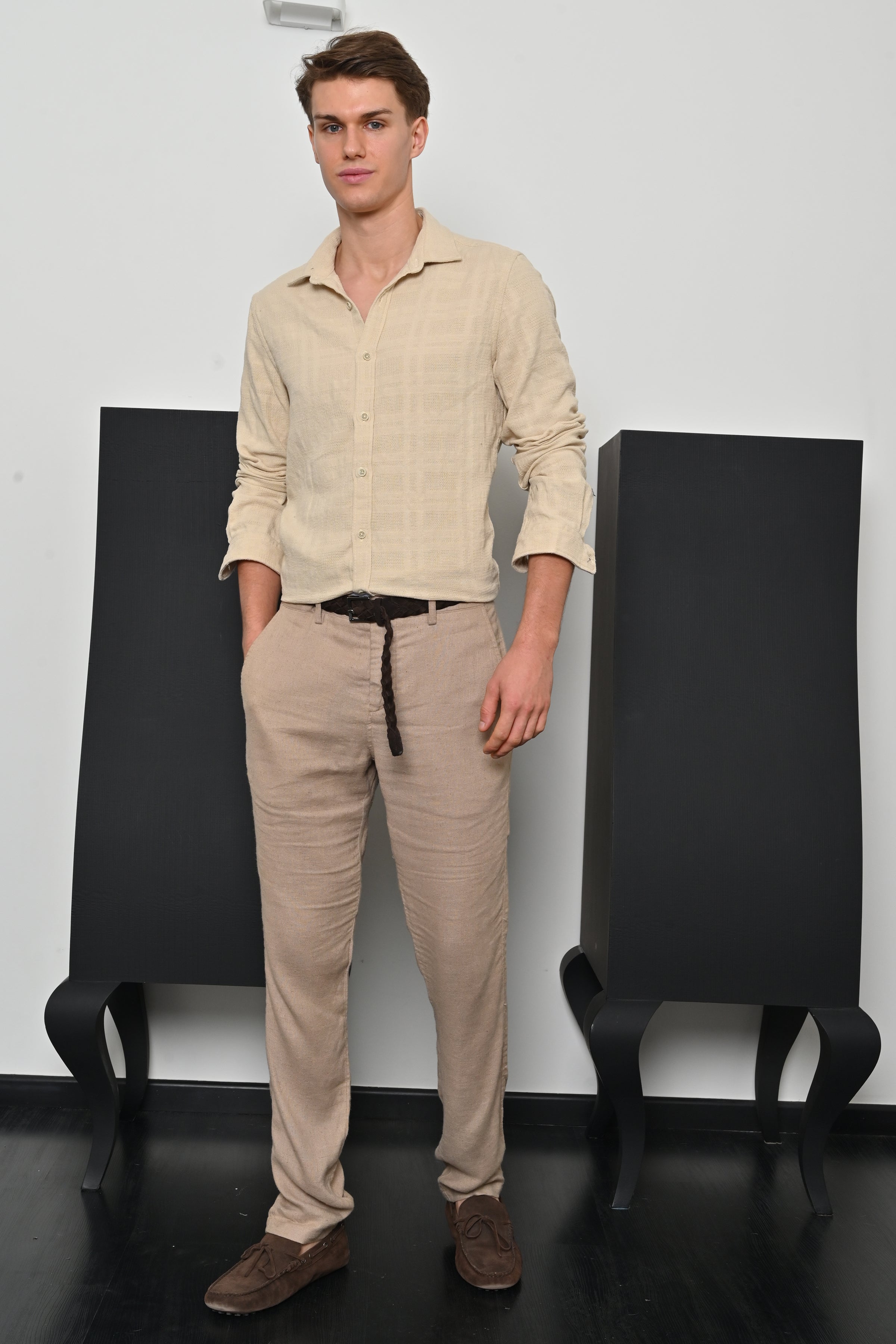 Men Textured Solid Shirt