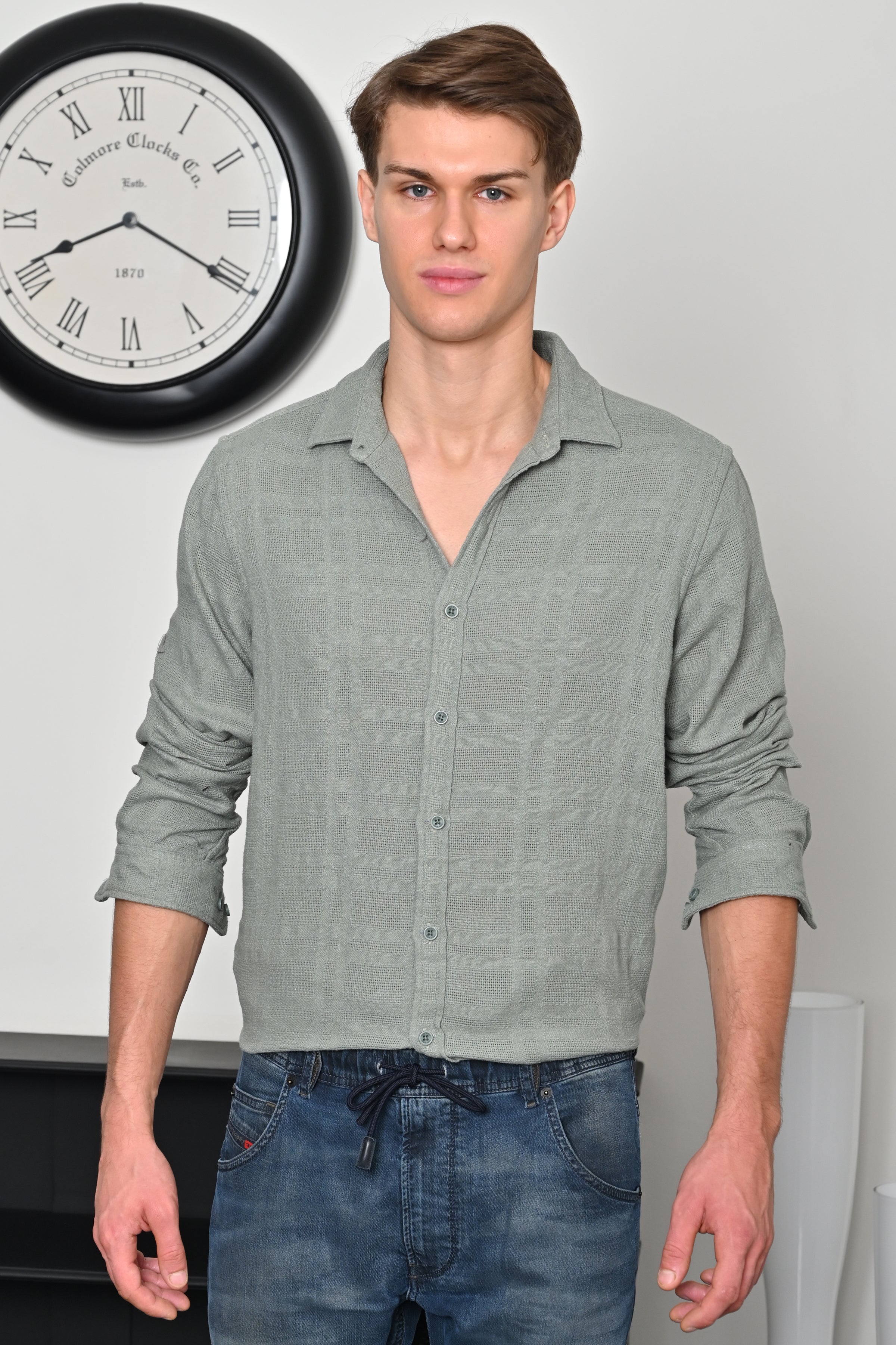 Men Textured Solid Shirt