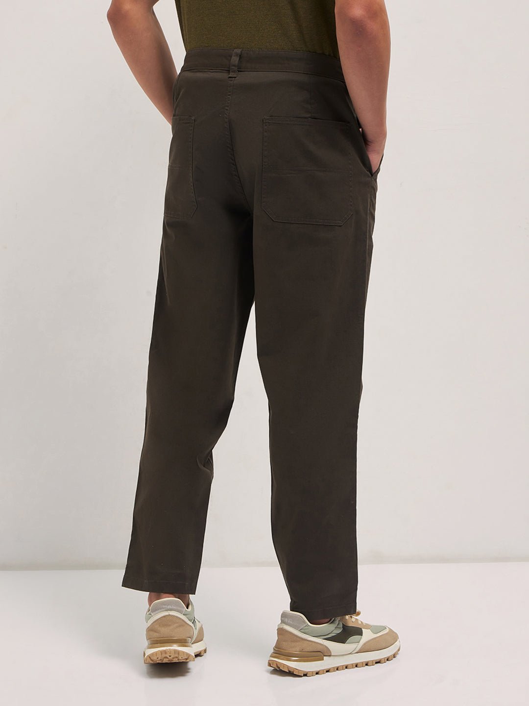Men Brown Solid Casual Chino Trouser