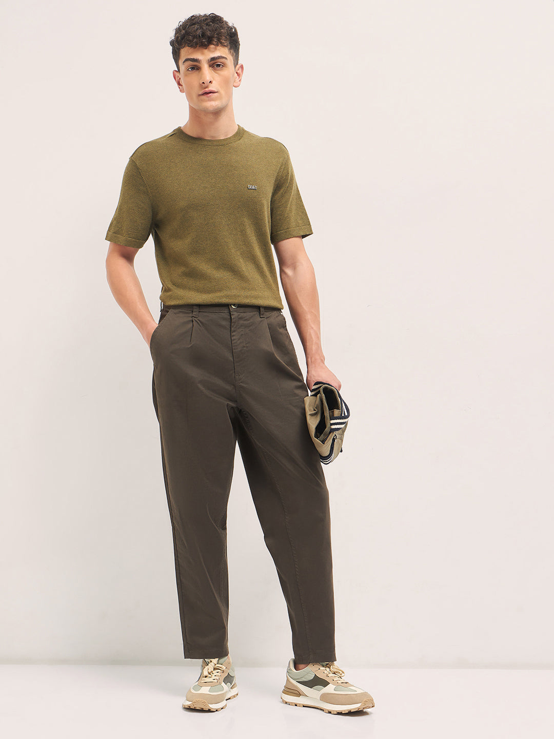 Men Brown Solid Casual Chino Trouser