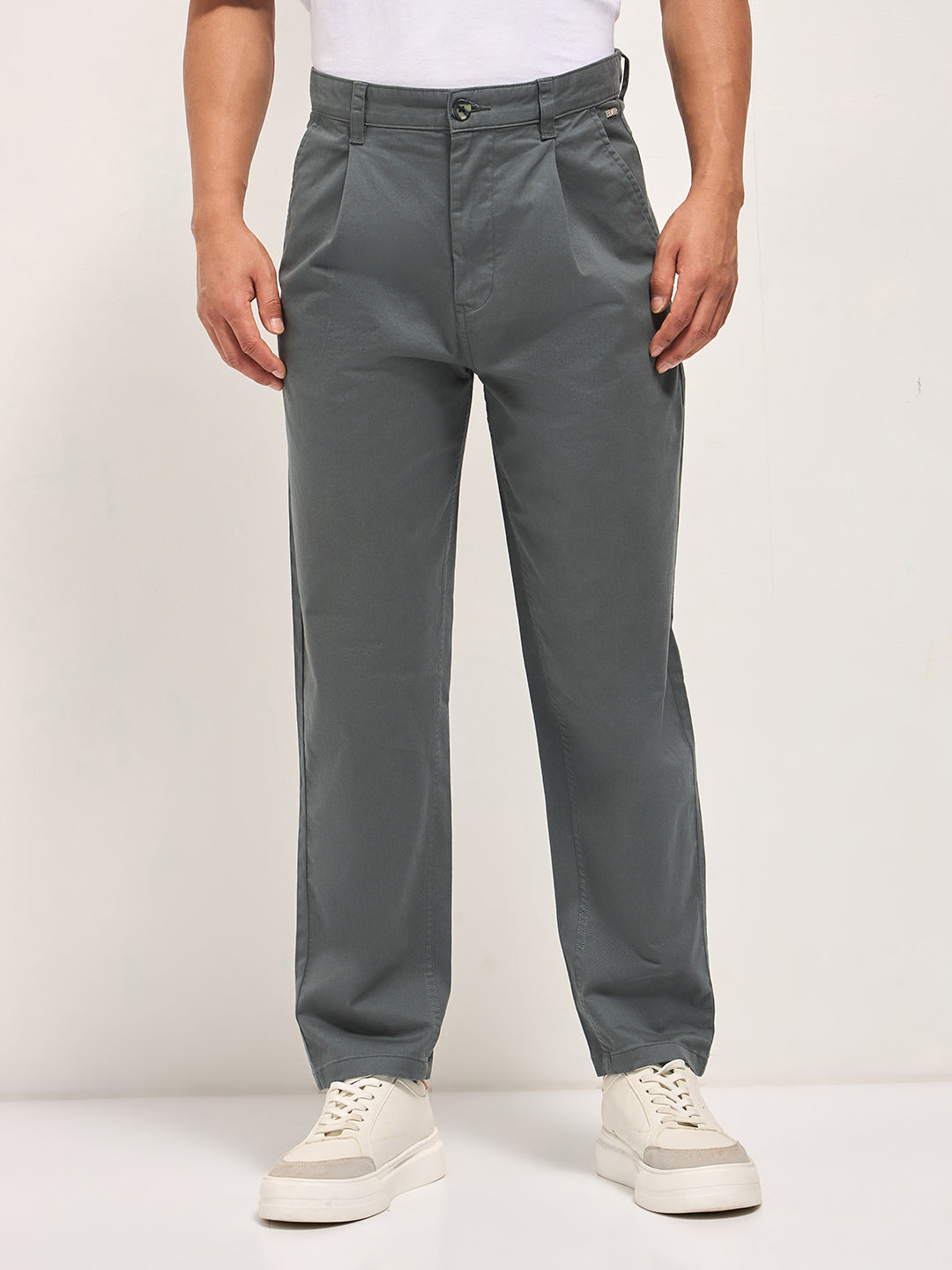 Men Grey Solid Casual Chino Trouser