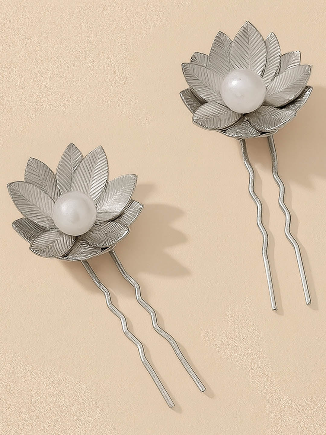 Women Silver Set Of 2 Floral Pearl U Pins
