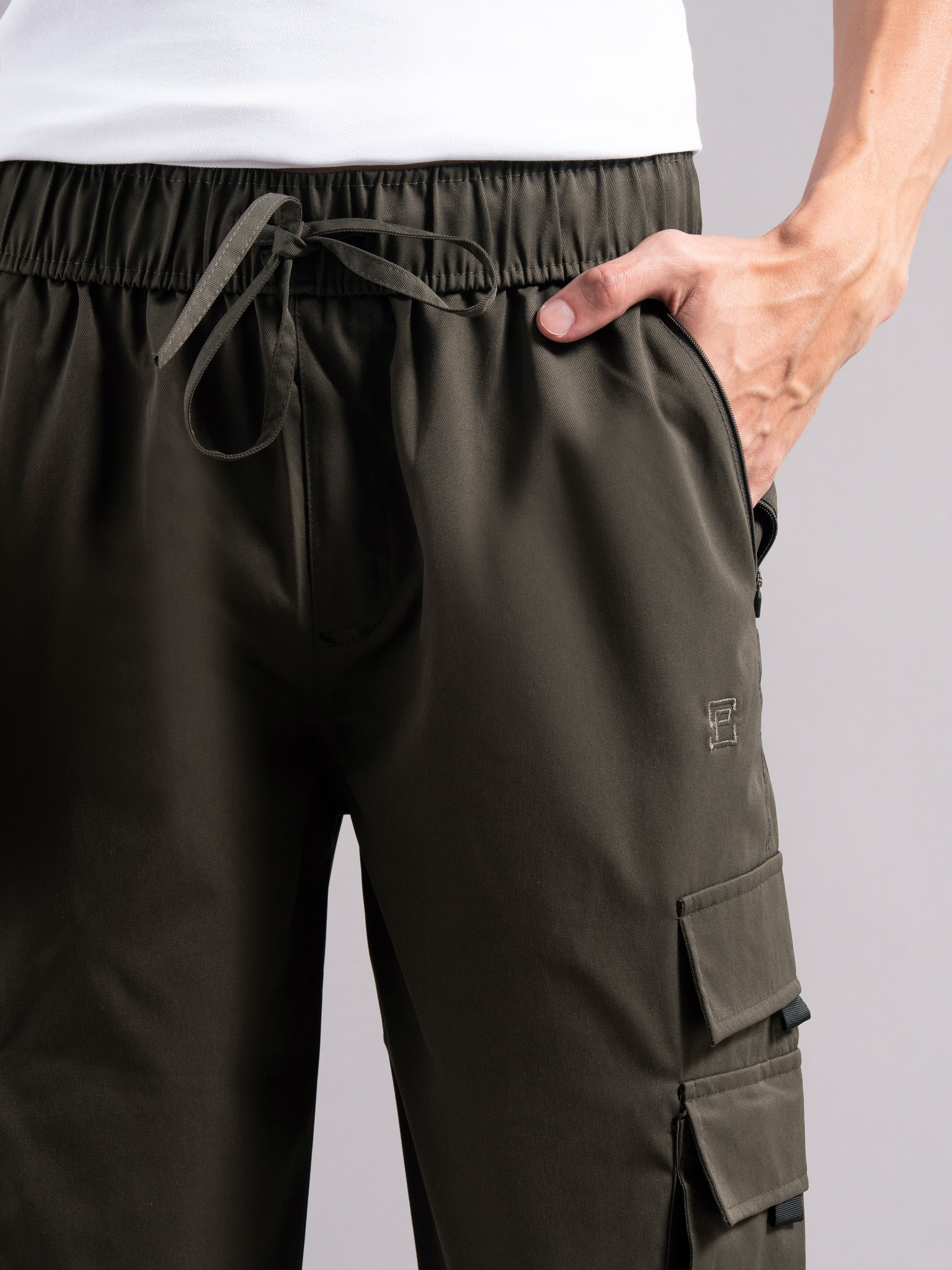 Men Tairo Olive Cargo Pant