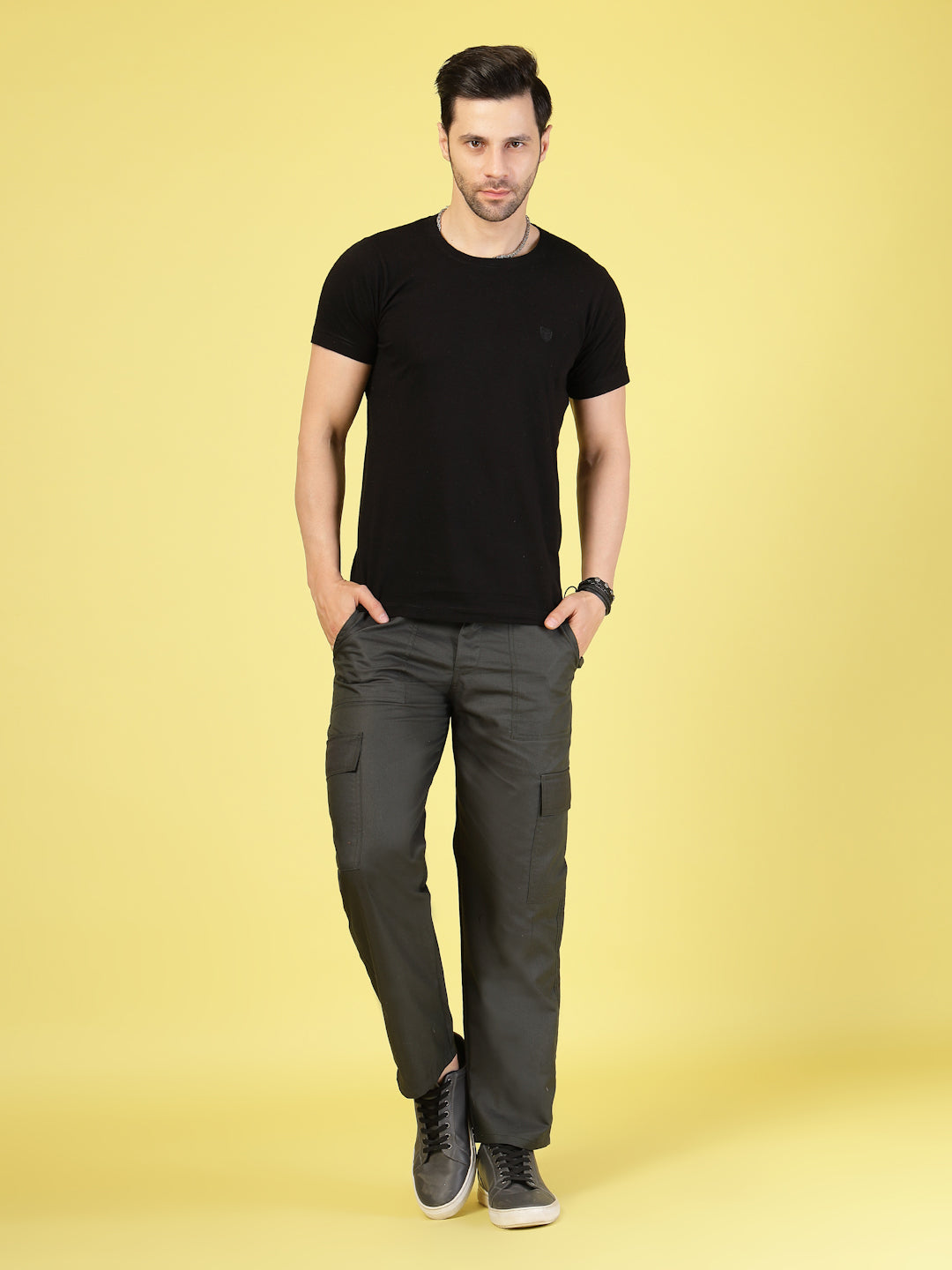 Men Army Green Twill Solid Cargo