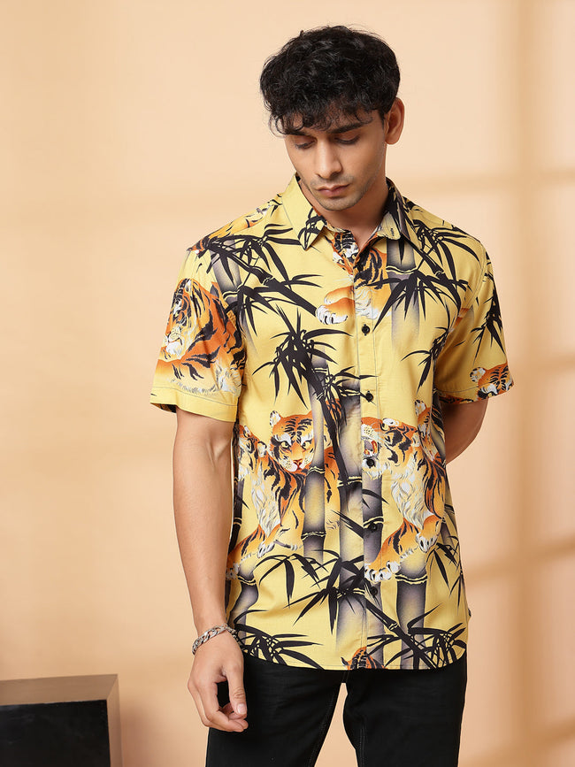 Men Bold Animal PrinT-Shirt