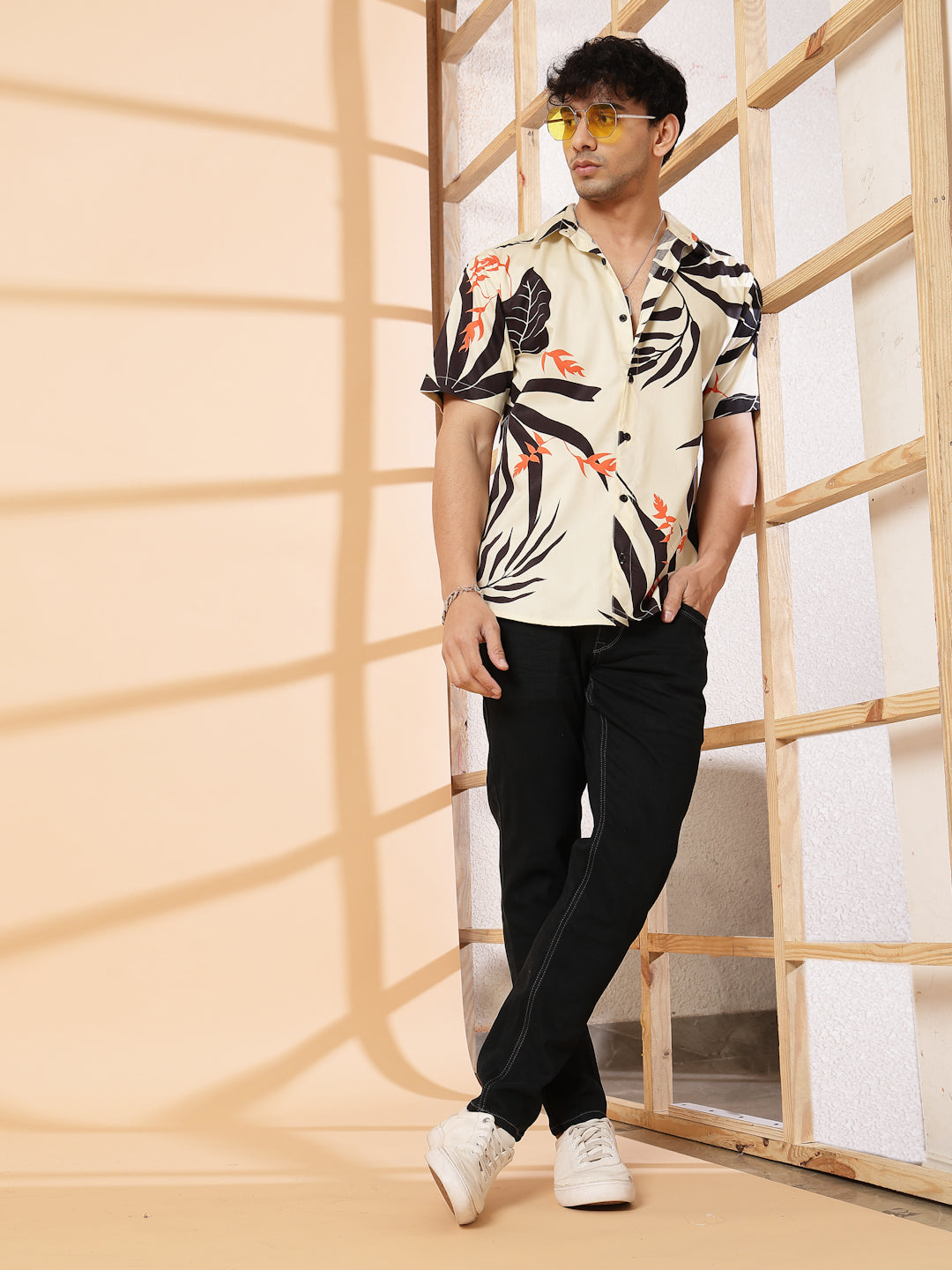 Men Abstract Cuban Collar Shirt