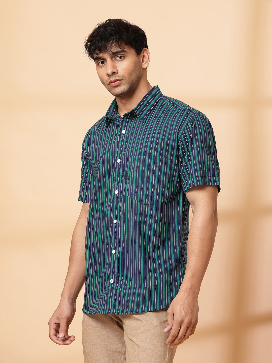 Men Bold Striped Cotton Fabric Shirt