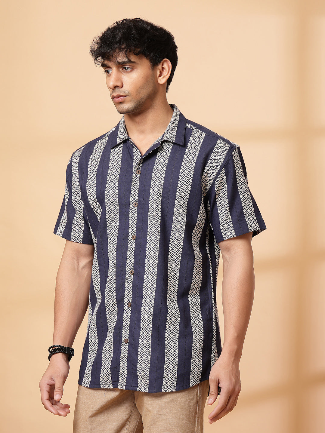 Men Embroidered Cuban Collar Shirt