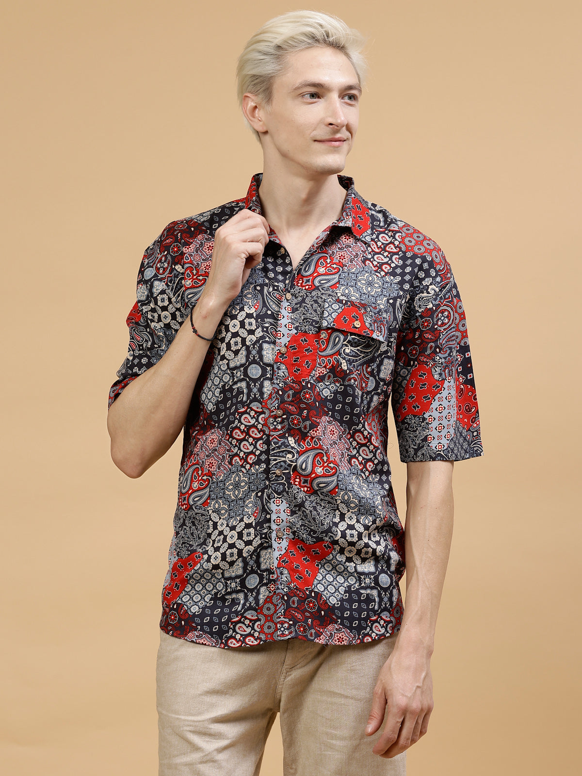 Men Paisley Print DropShoulder Hawaiian Shirt