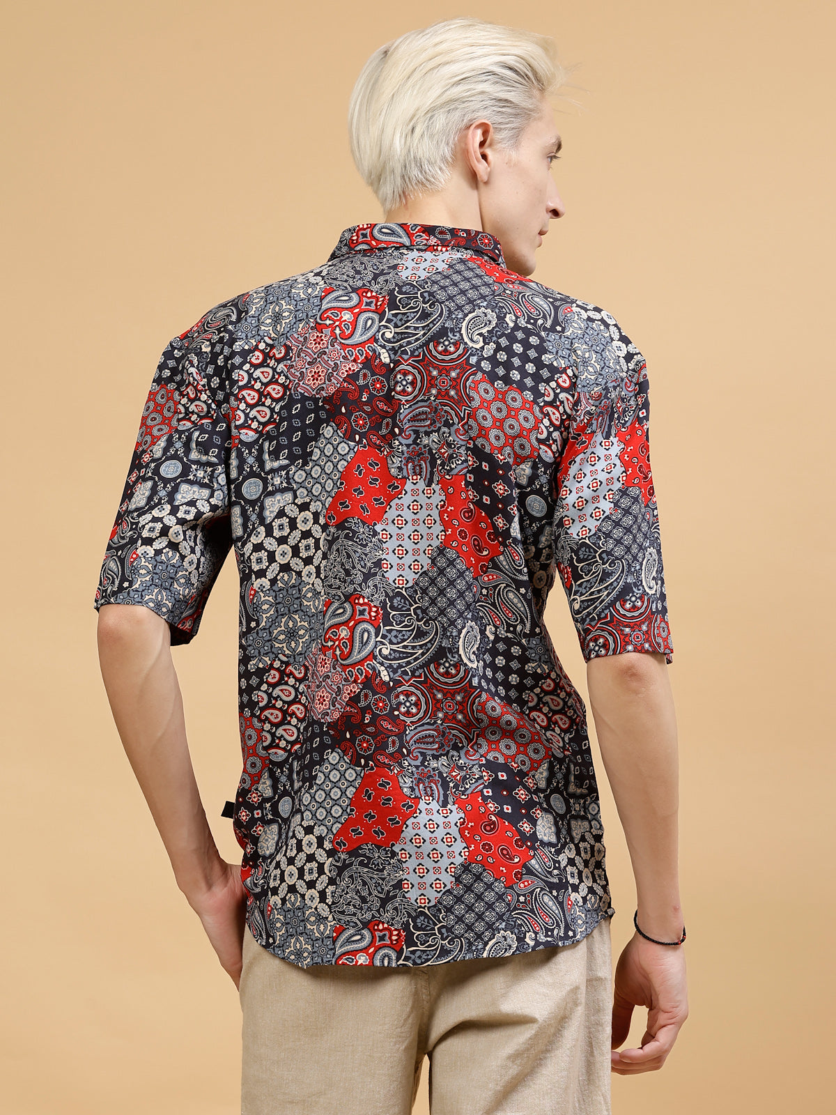 Men Paisley Print DropShoulder Hawaiian Shirt