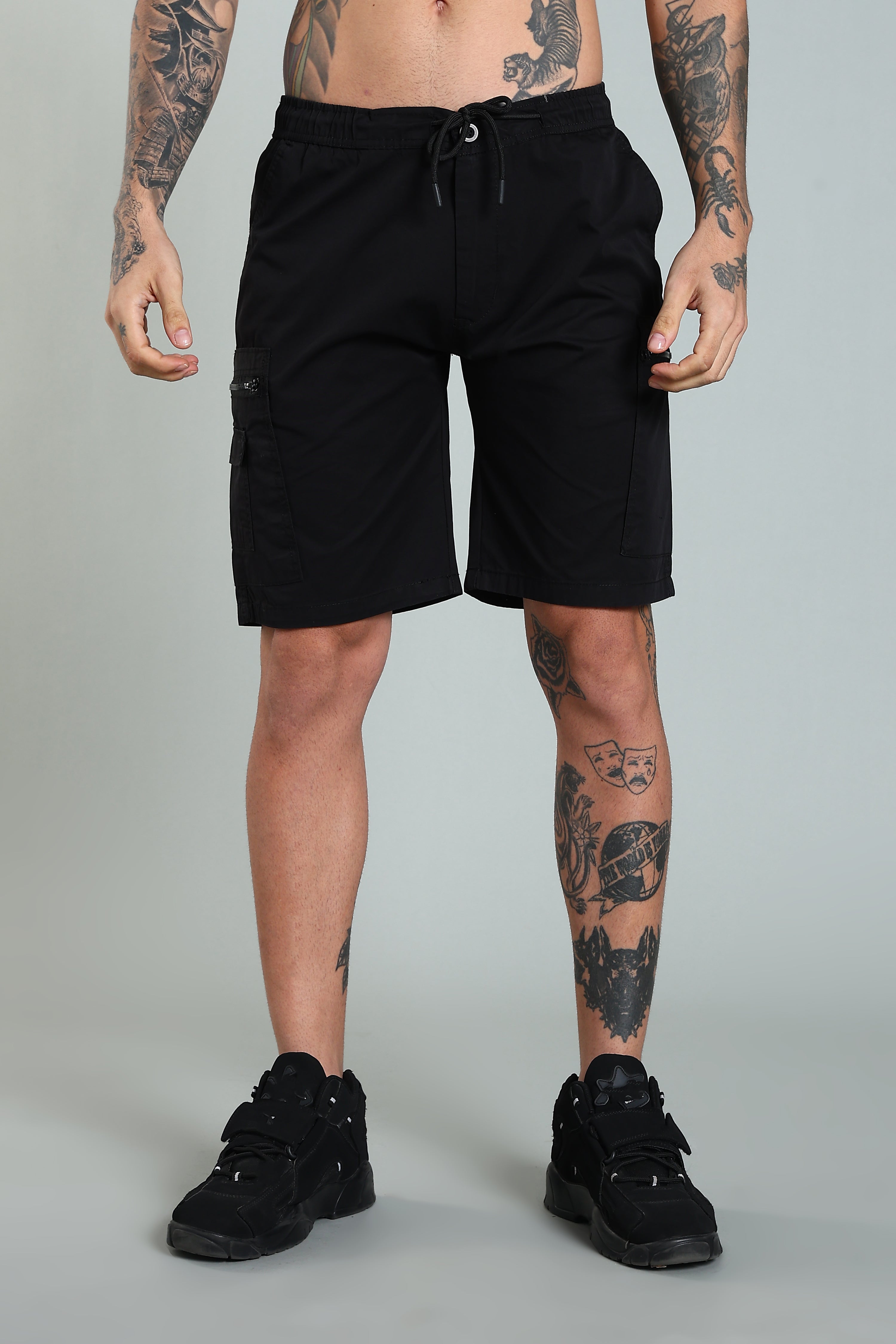 Men Trail Black Cargo Shorts