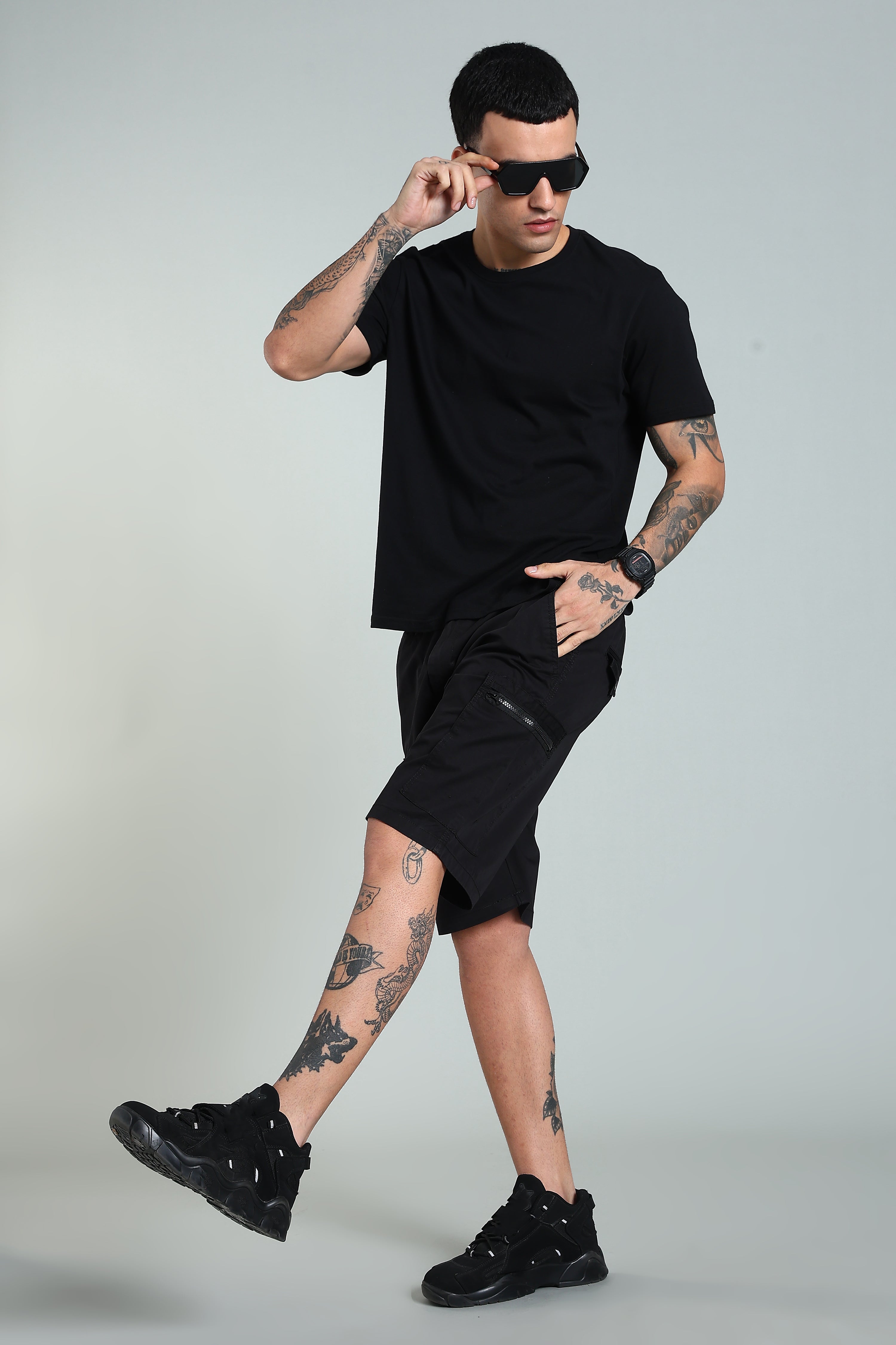 Men Trail Black Cargo Shorts