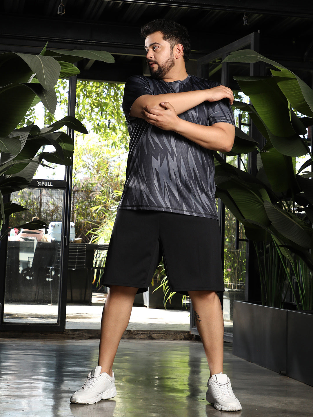 Men Charcoal Grey Strokes Activewear T-Shirt
