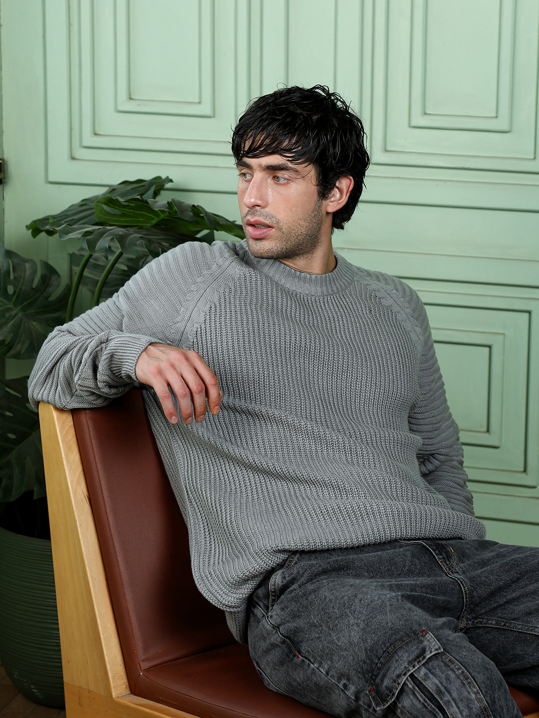 Men Sage Green Self-Raglan Knit Pullover Sweater