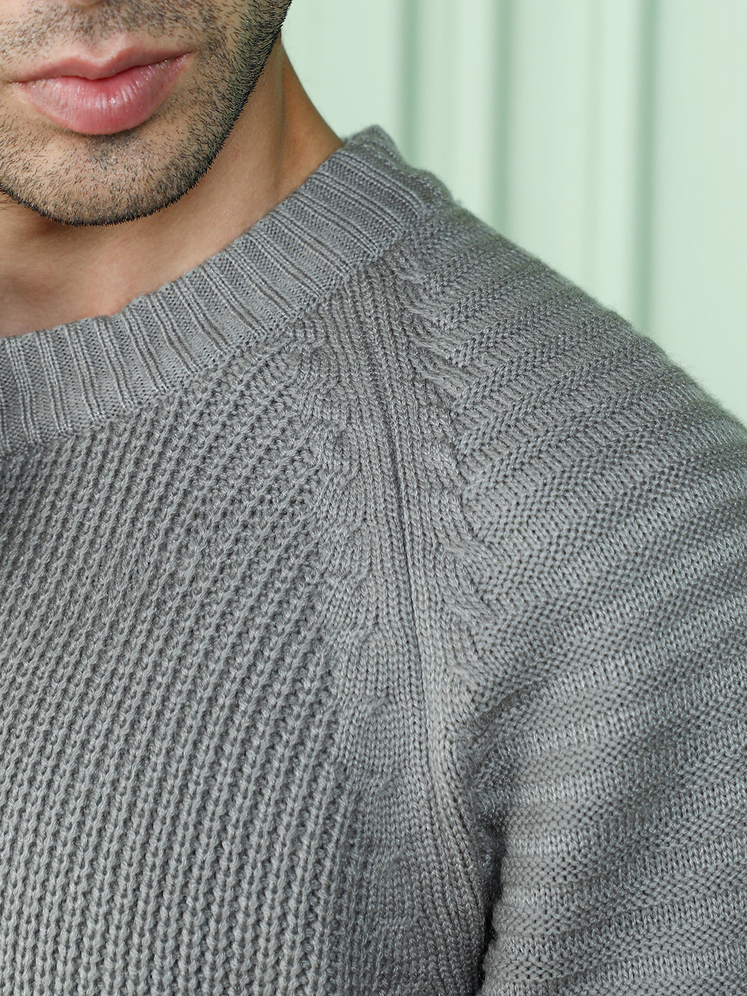 Men Sage Green Self-Raglan Knit Pullover Sweater