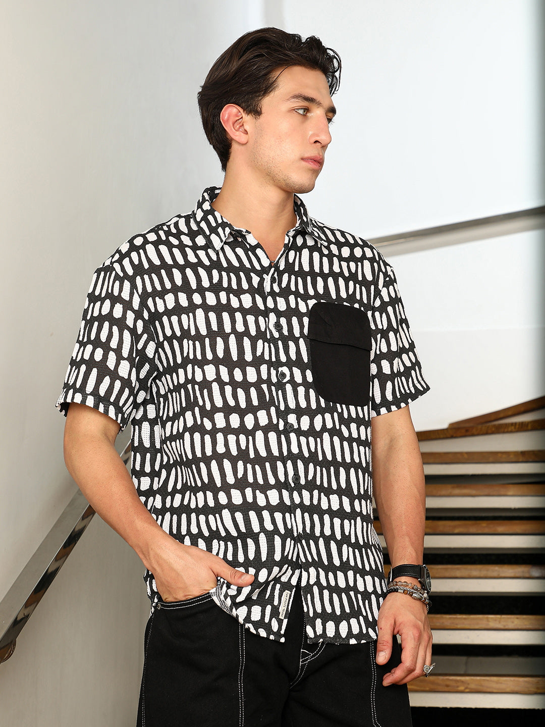 Men Cotton Blend Regular Abstract Shirt