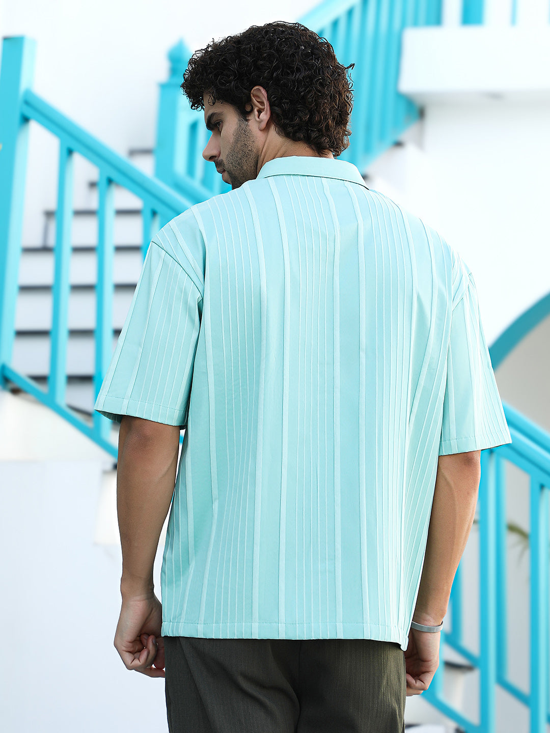 Men Aqua Green Unbalanced-Ridge Oversized Shirt
