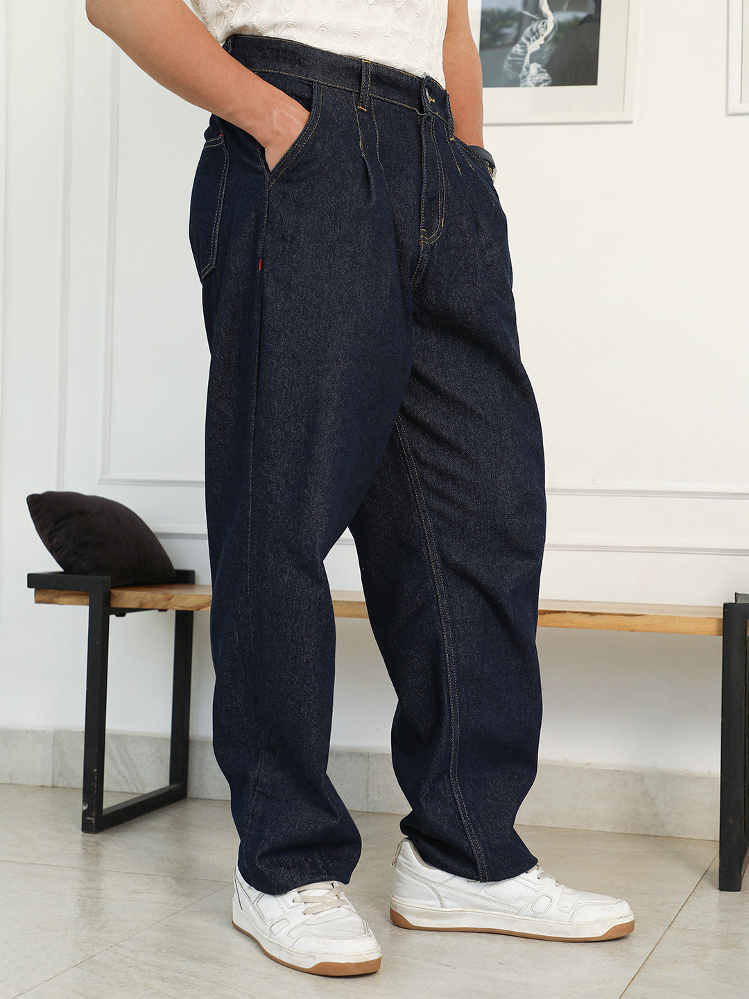 Men Navy Blue Dark-Wash Pleated Denim Jeans