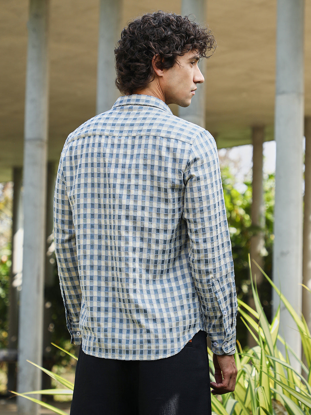Men Cotton Blend Regular Checks Shirt