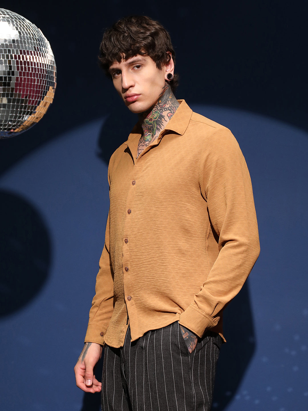 Men Sienna Brown Rhombus-Texture Shirt