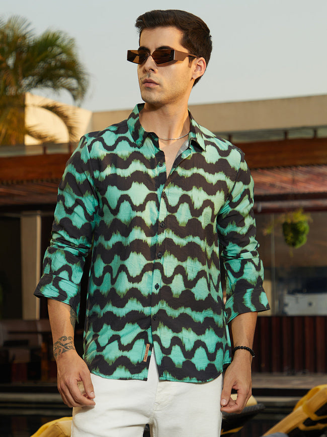Men Jungle Green Spiral-Strokes Shirt