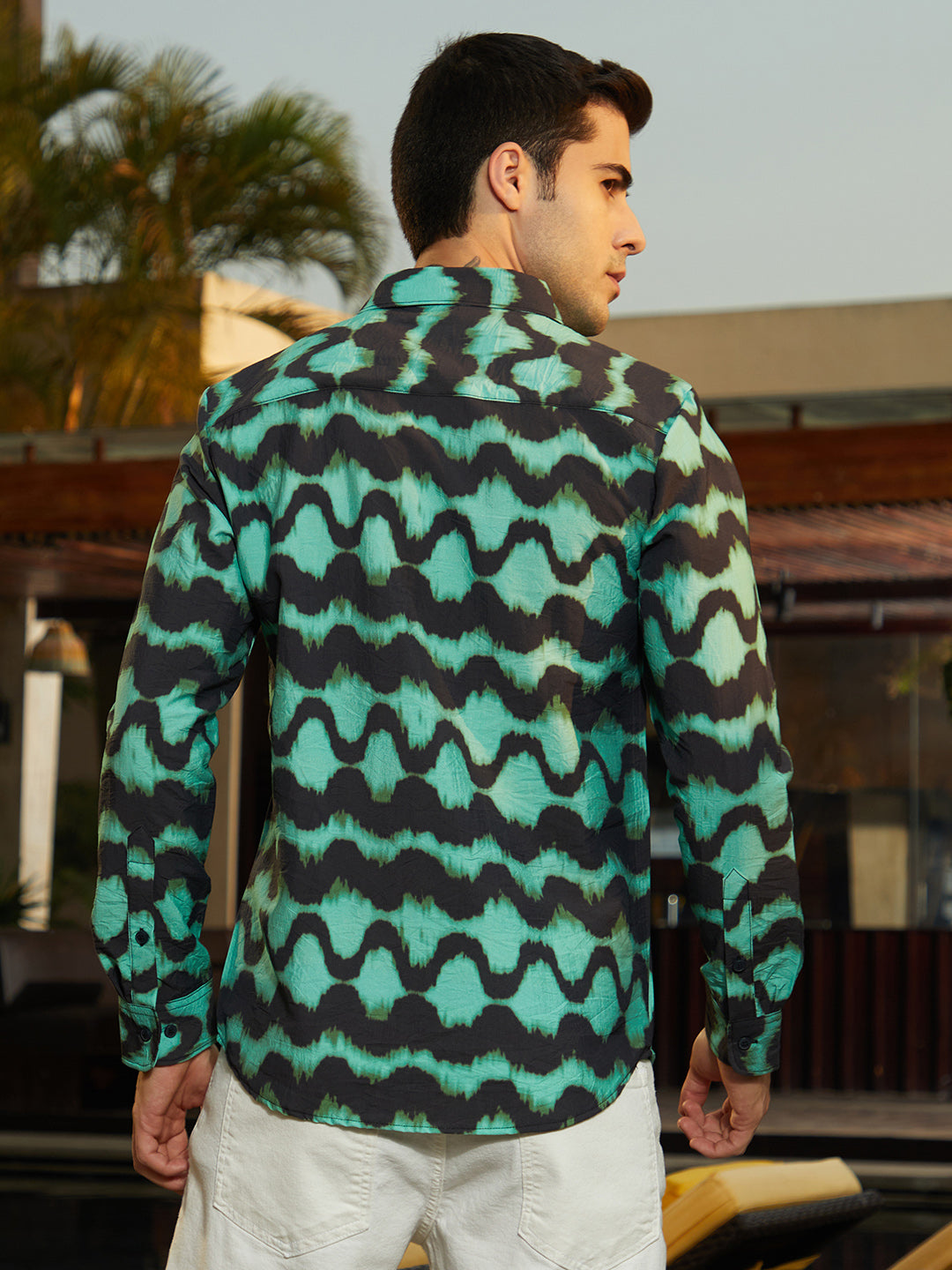 Men Jungle Green Spiral-Strokes Shirt
