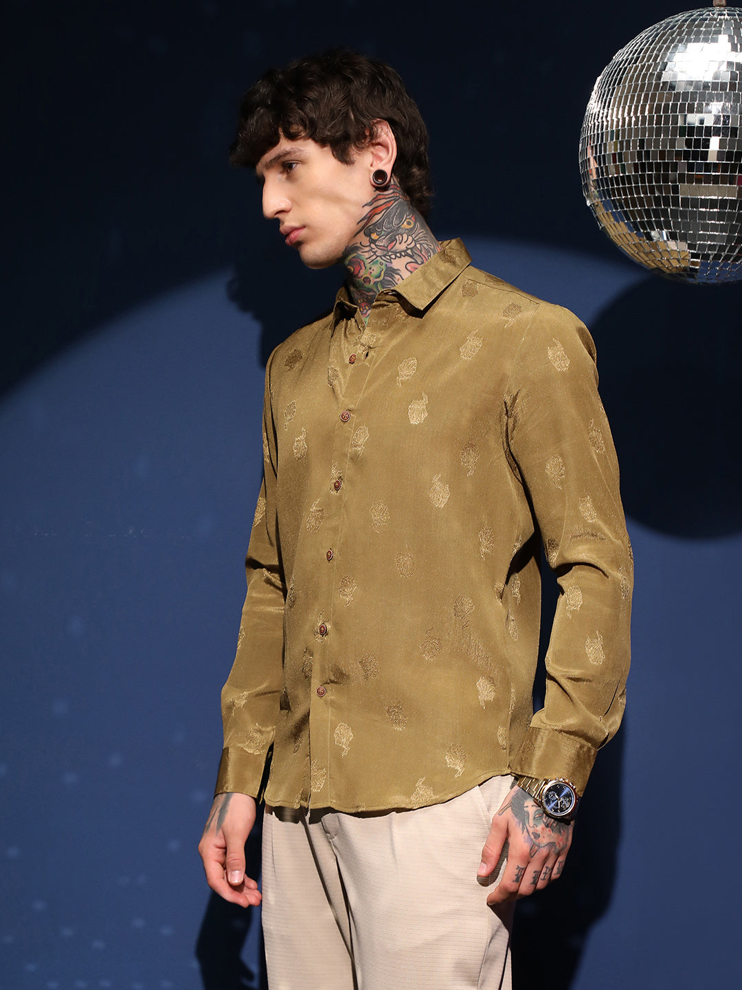 Men Olive Green Lotus-Texture Shirt
