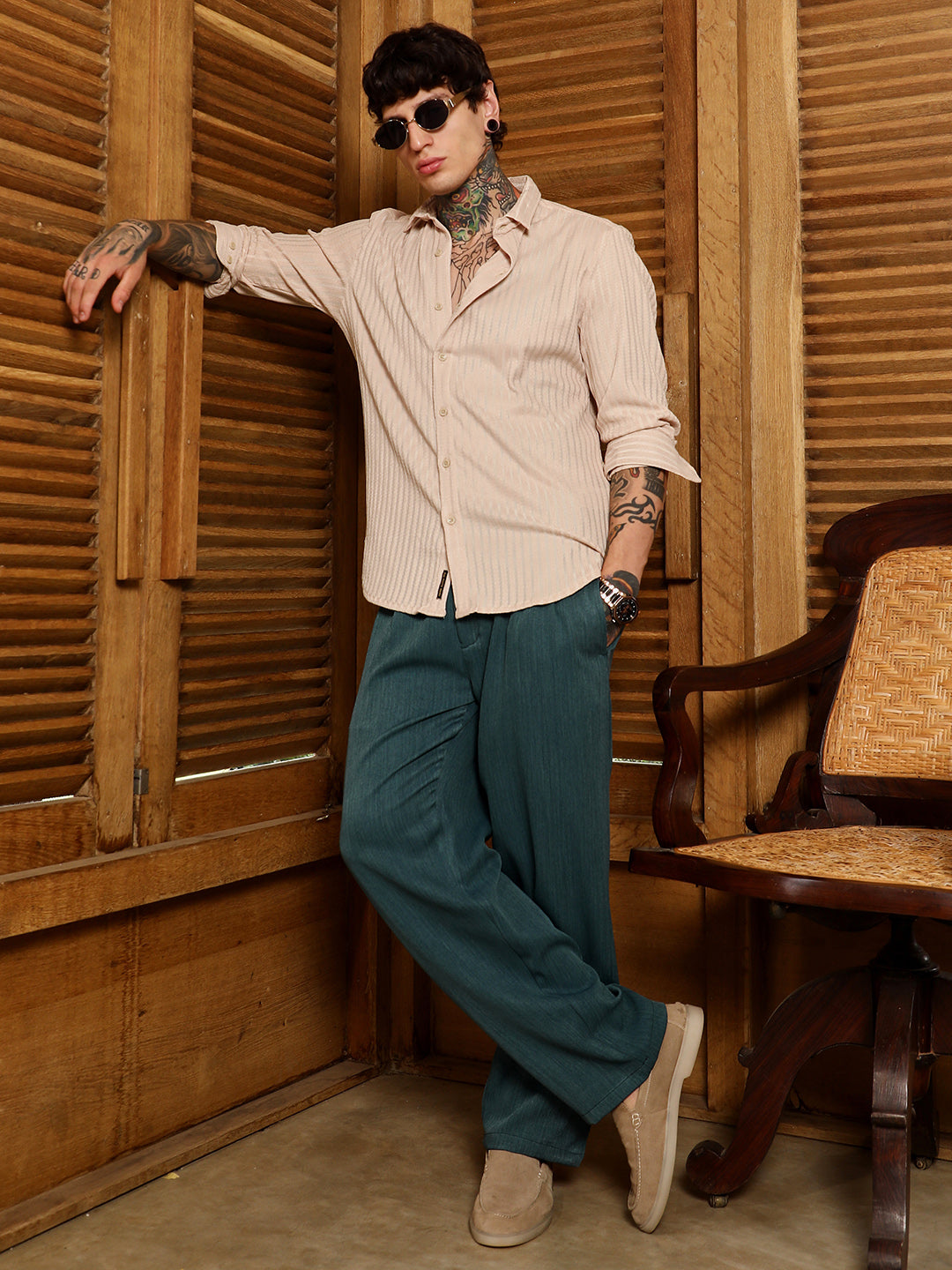 Men Khaki Beige Ripple-Trough Shirt