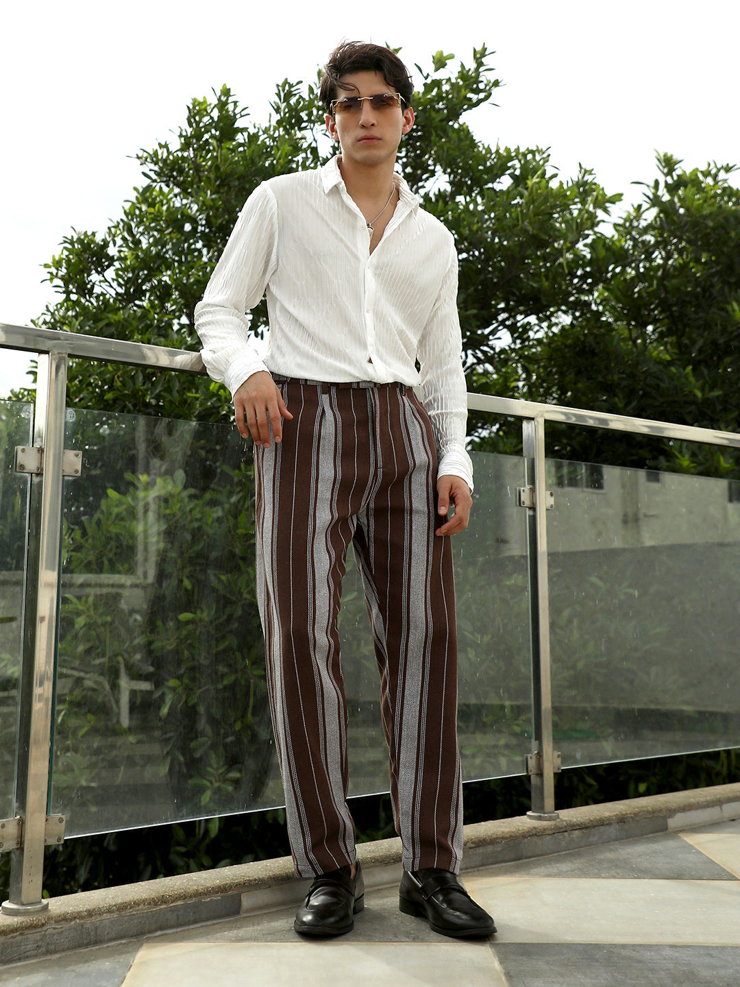 Men White Textured Slim Fit Shirt
