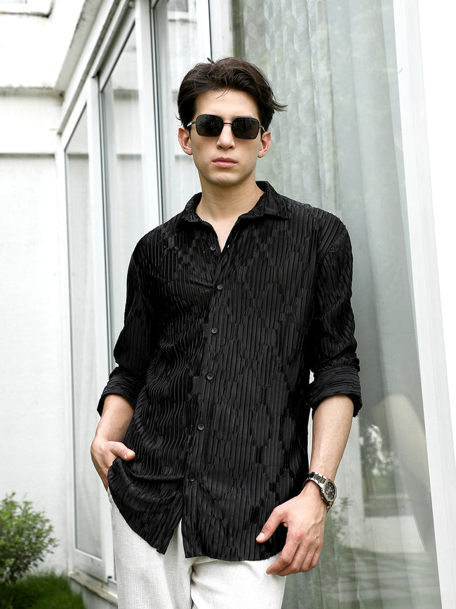Men Black Textured Slim Fit Shirt