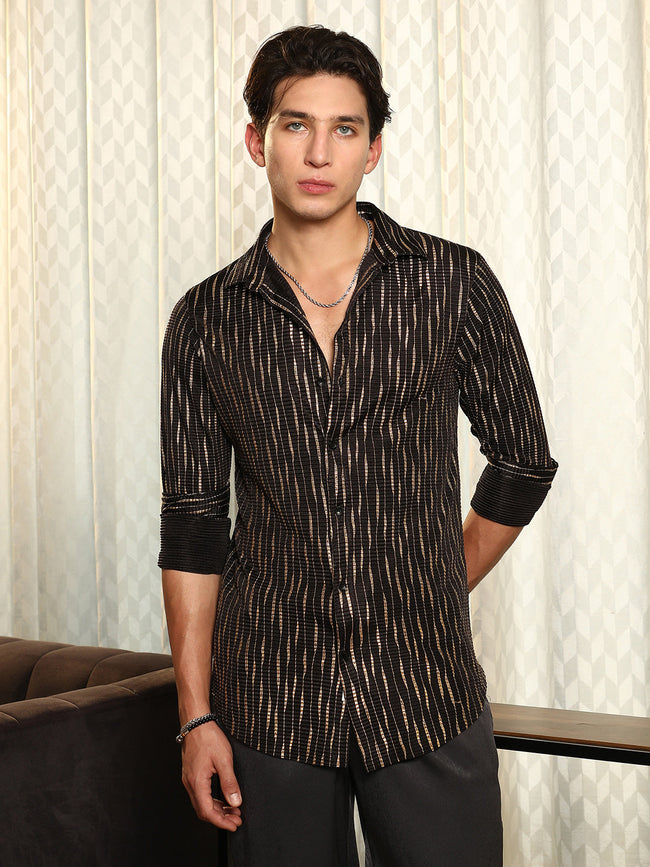Men Onyx Black Metallic-Tendril Pleated Shirt