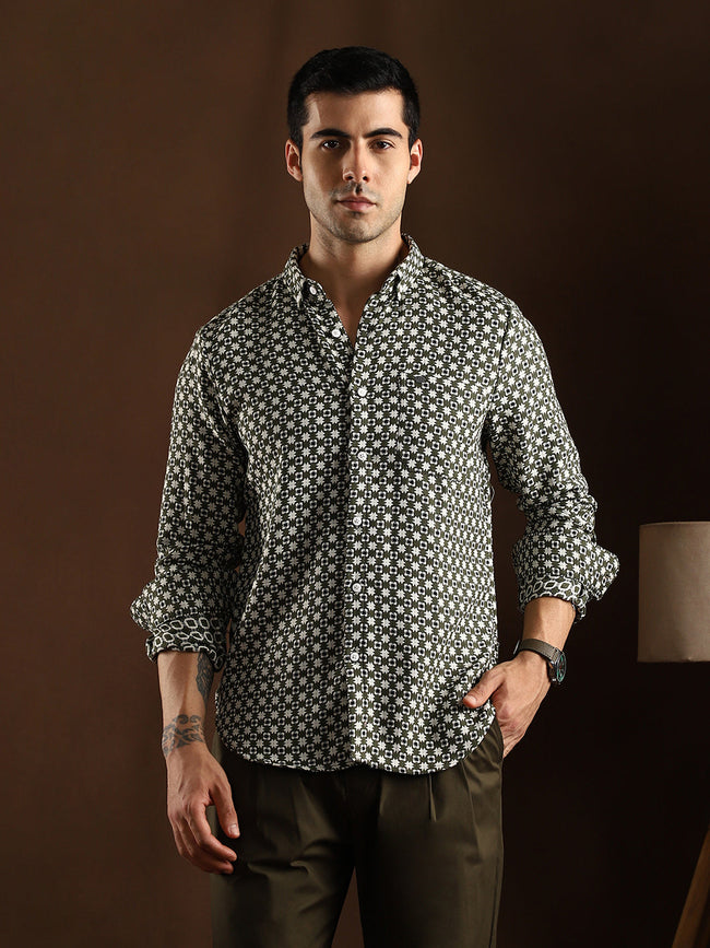 Men Olive Green Motif-Block Regular Shirt