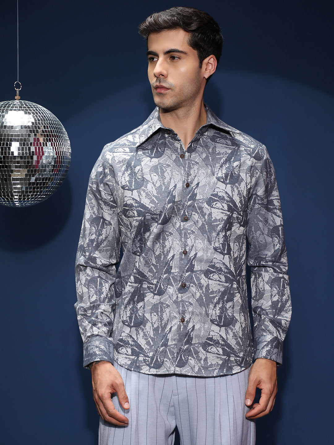 Men Indigo Blue Willow-Foliage Imprint Shirt