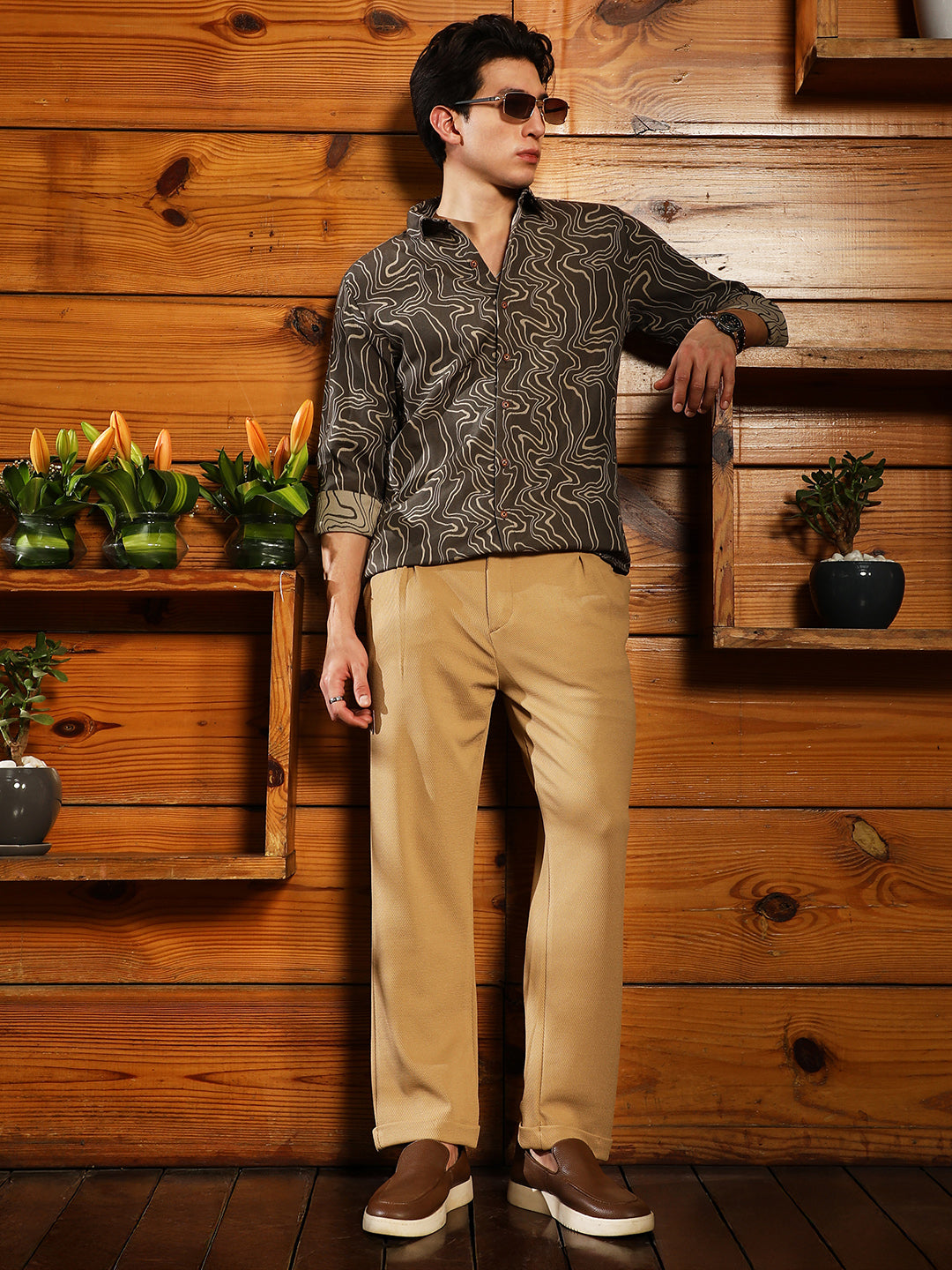 Men Cotton Blend Regular Abstract Shirt