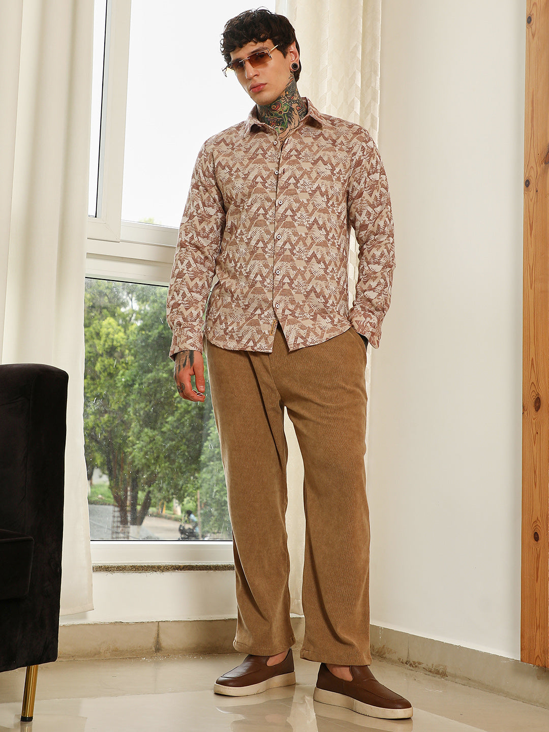 Men Geometric Pattern Cotton Blend Full Sleeve Shirt