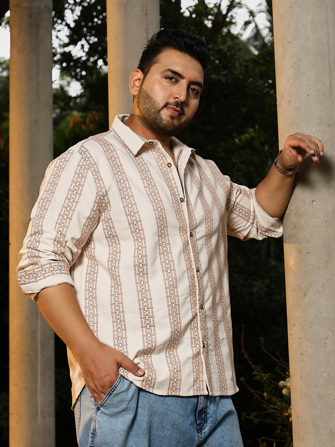 Men Cotton Blend Regular Fit Geometric Shirt