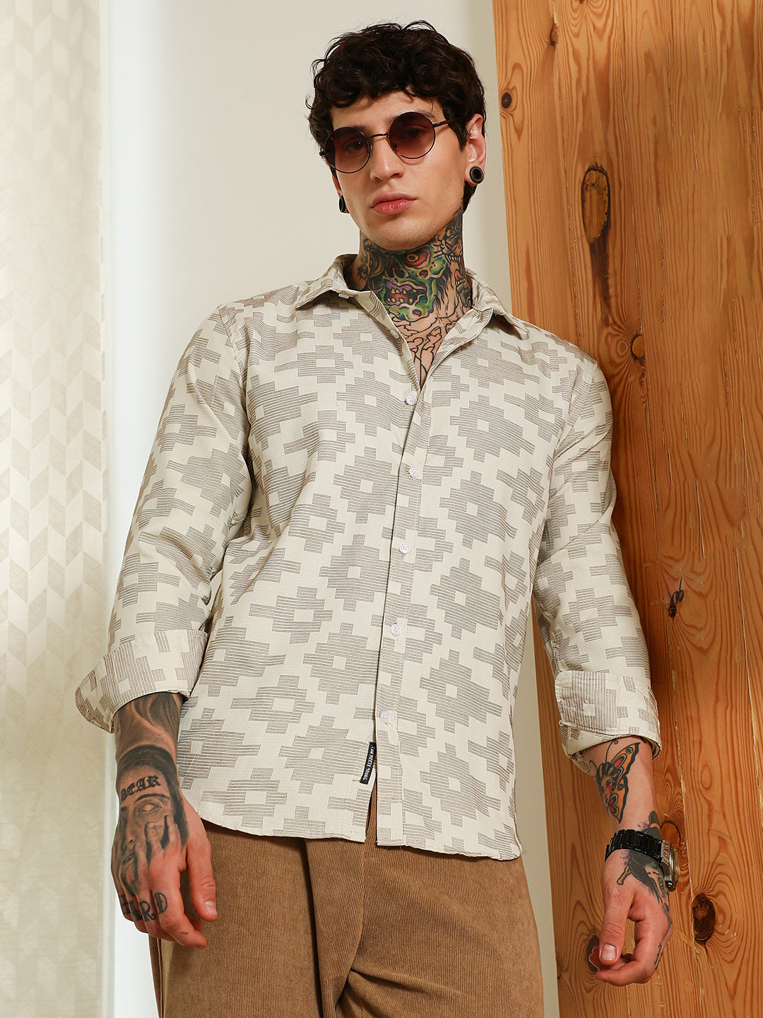 Men Geometric Pattern Cotton Blend Full Sleeve Shirt