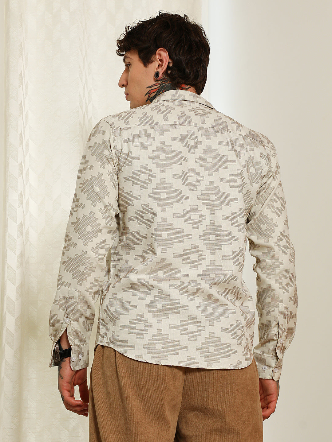 Men Geometric Pattern Cotton Blend Full Sleeve Shirt