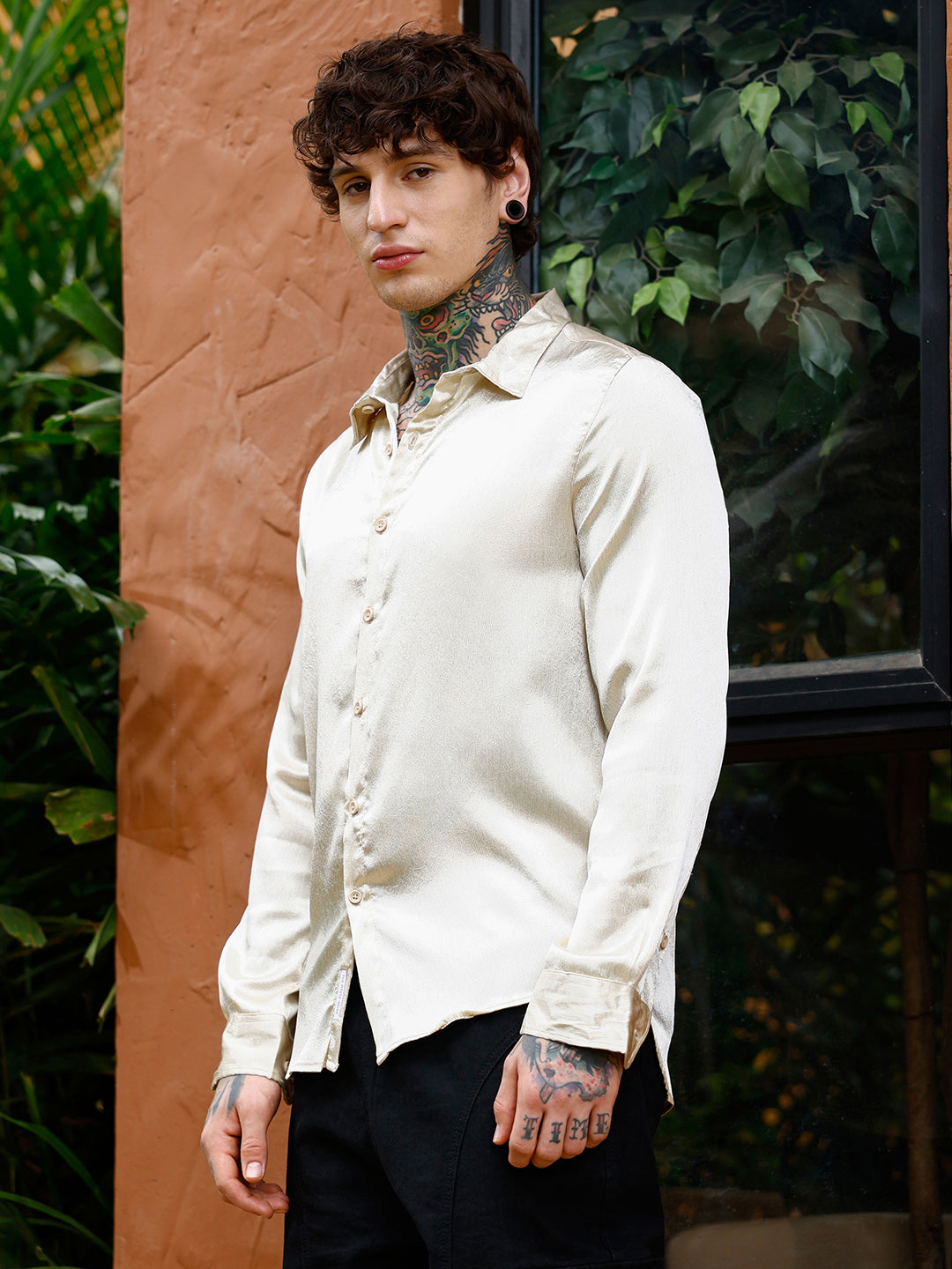 Men Chalk White Crushed-Satin Regular Shirt