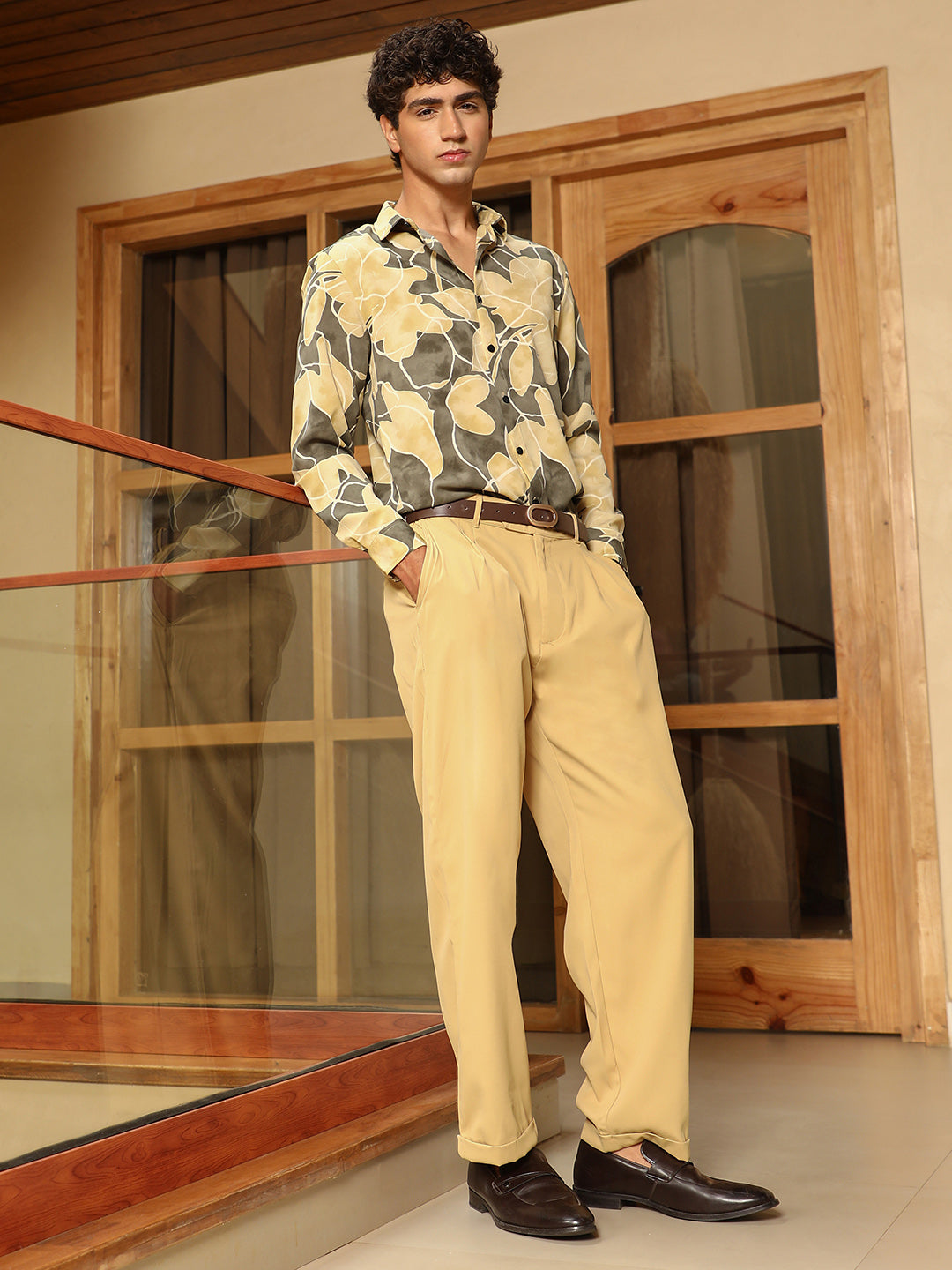 Men Cotton Blend Regular Floral Shirt