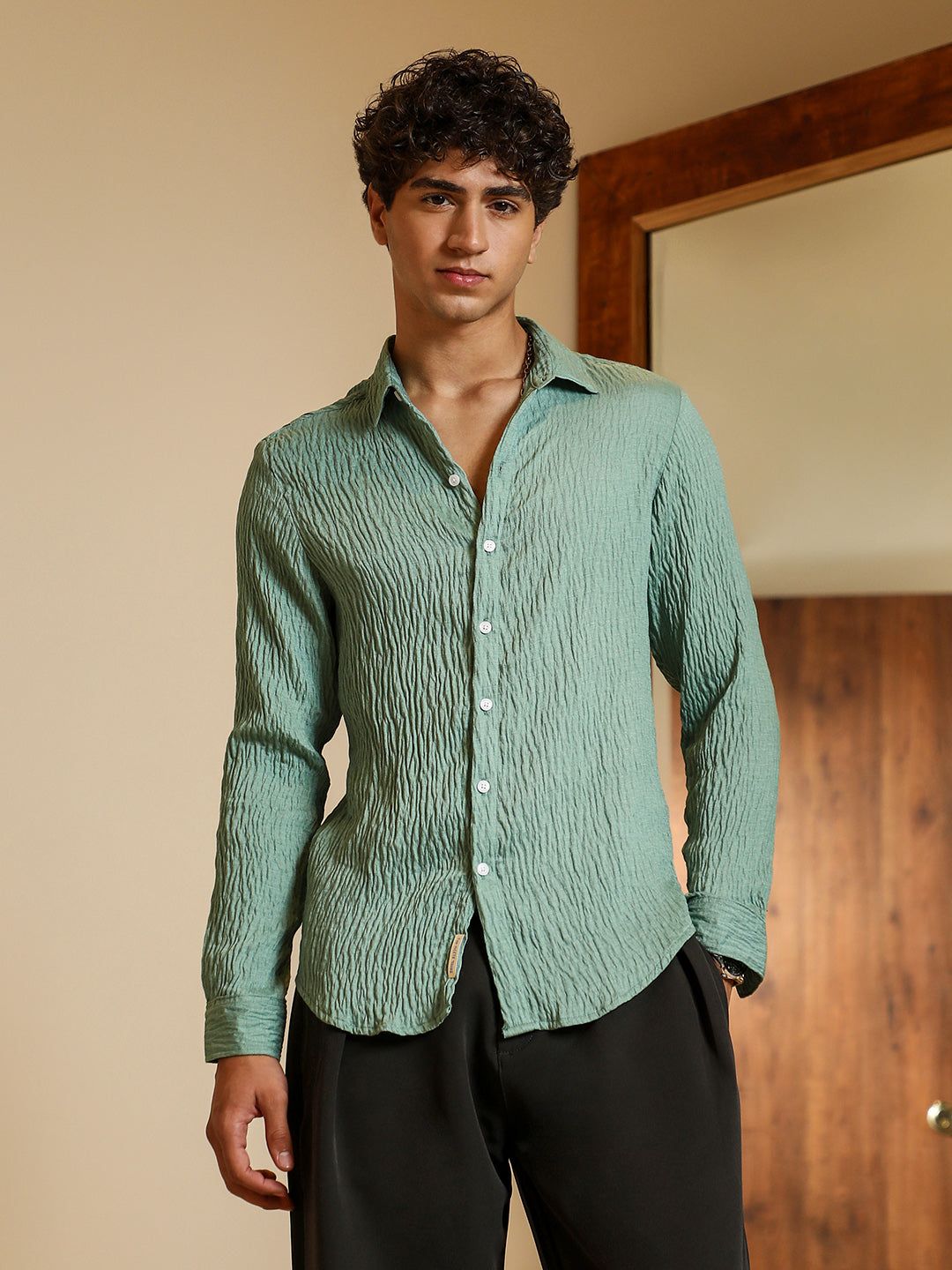 Men Aqua Green Solid Creased-Tactile Shirt