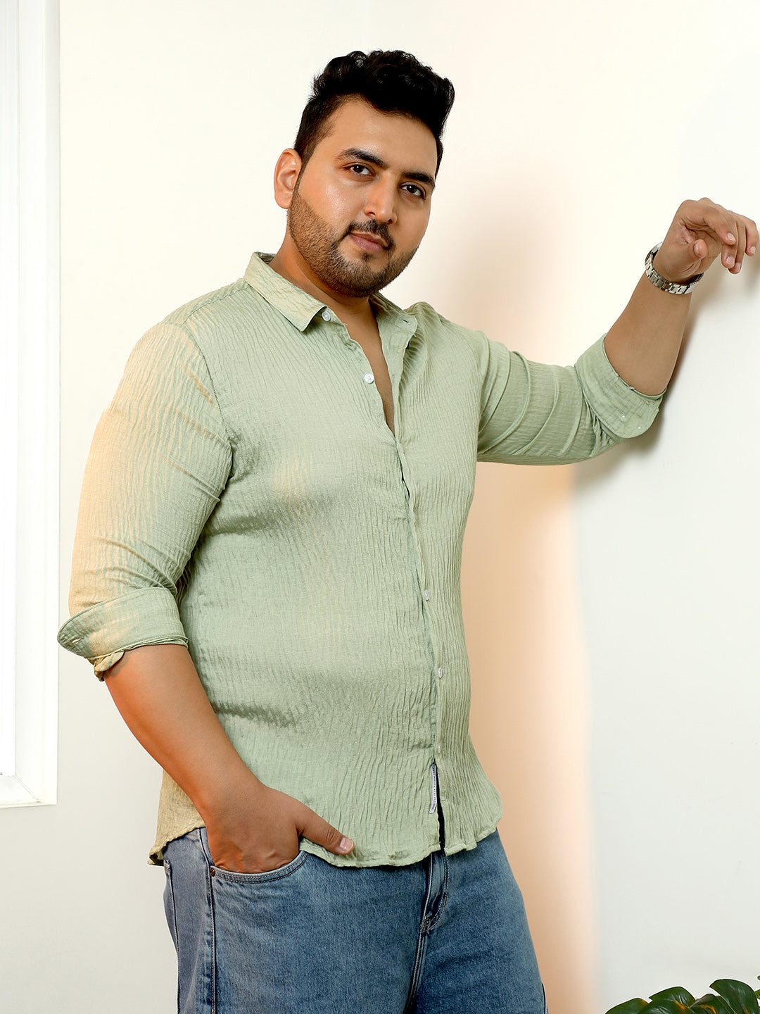 Men Sage Green Solid Creased-Tactile Shirt