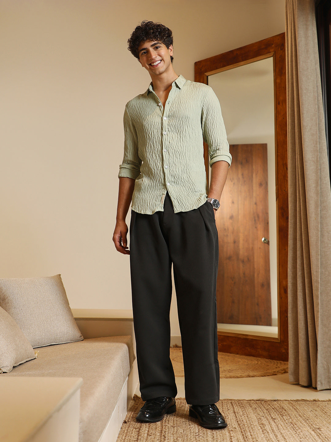 Men Light Pistachio Solid Creased-Tactile Shirt