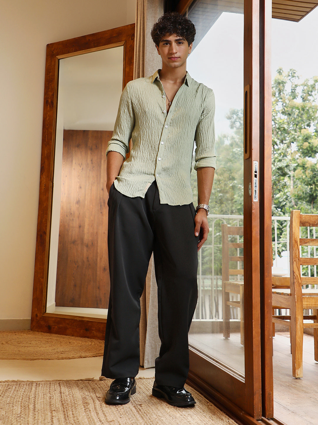 Men Light Pistachio Solid Creased-Tactile Shirt