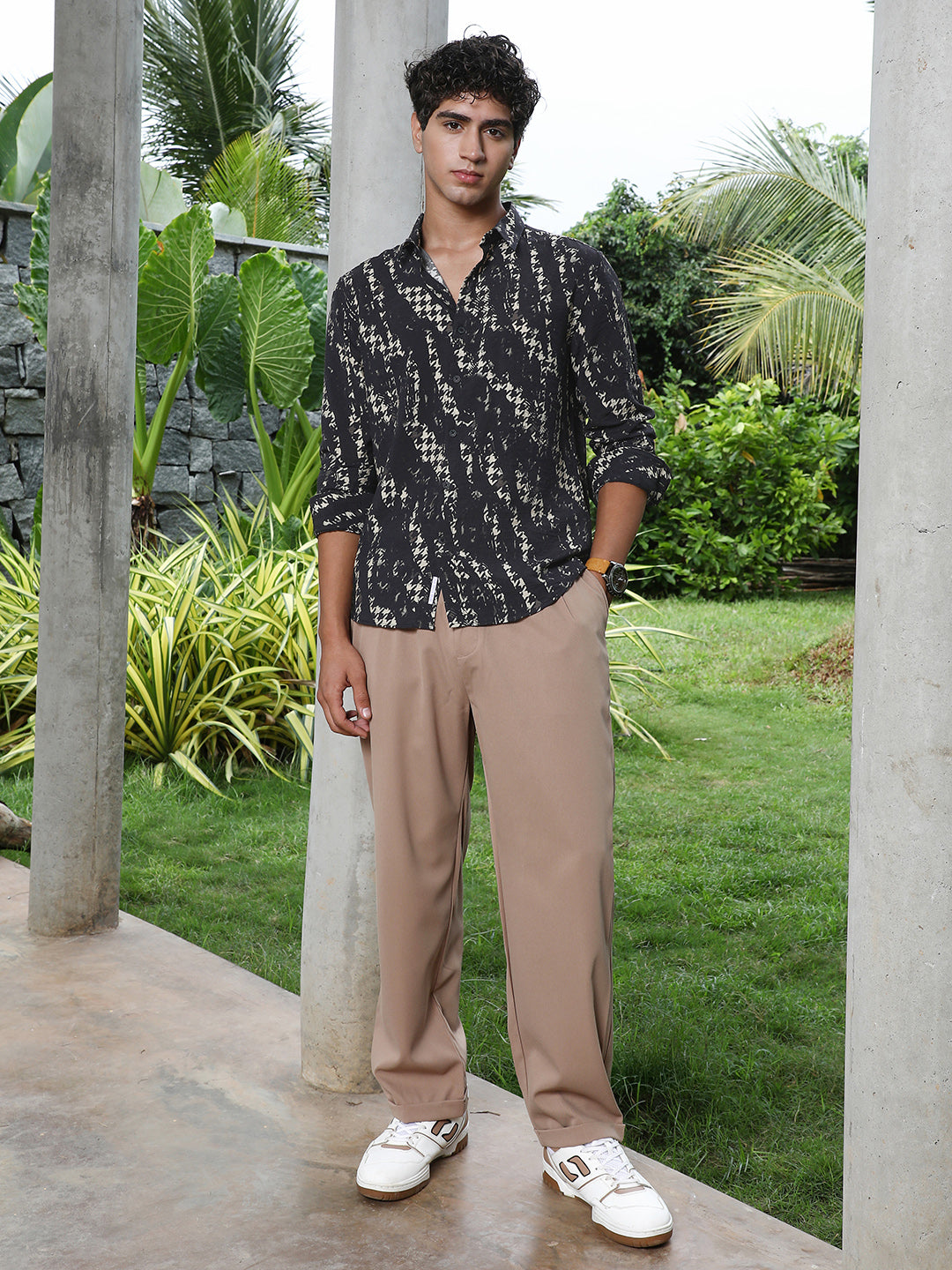 Men Onyx Black Grazed-Houndstooth Imprint Shirt