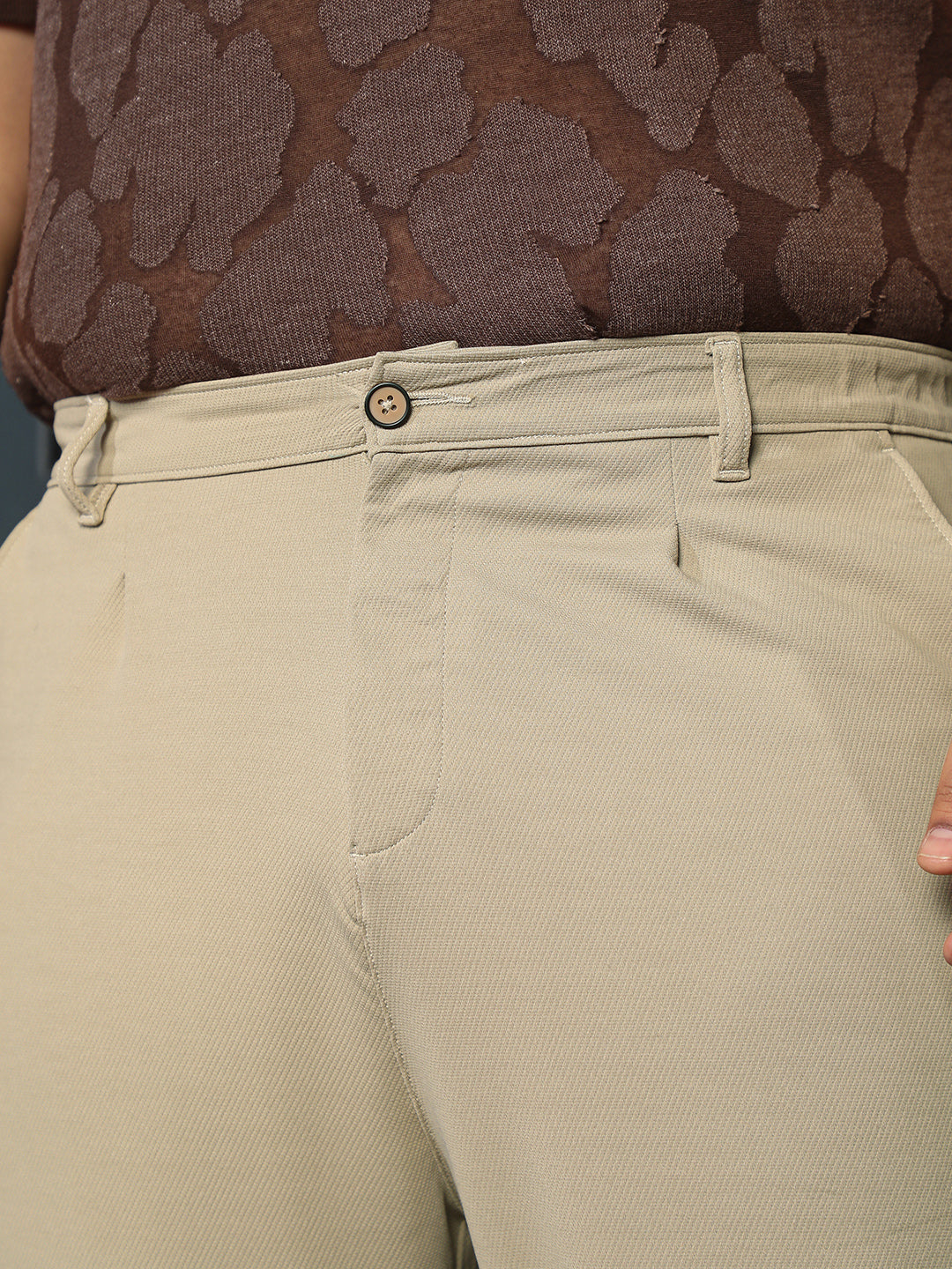 Men Khaki Mid-Rise Regular Fit Trouser