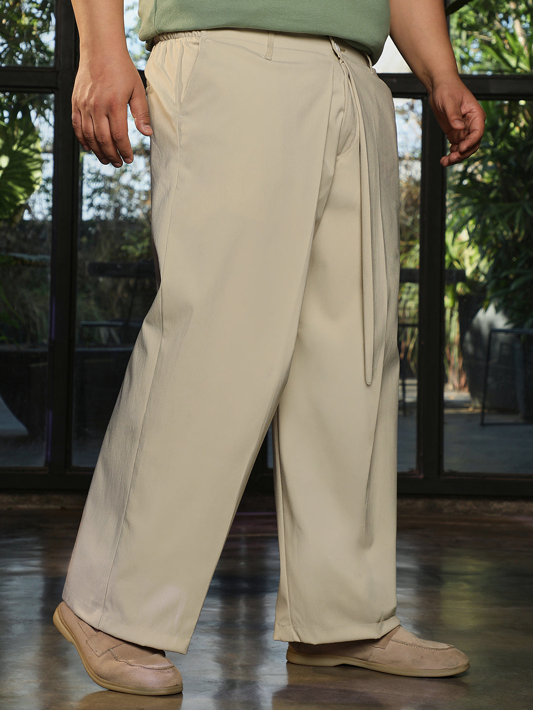 Men Beige Mid-Rise Wide Leg Trouser